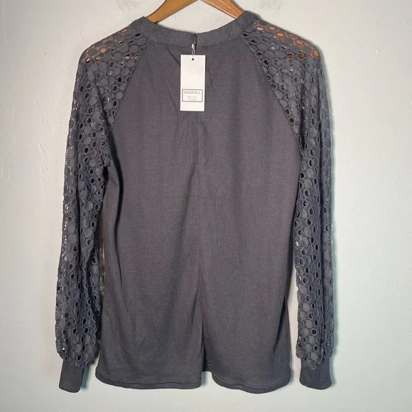 Miholl Grey Laced Sleeves Thermal Print Blouse Size Medium - Picture 6 of 7